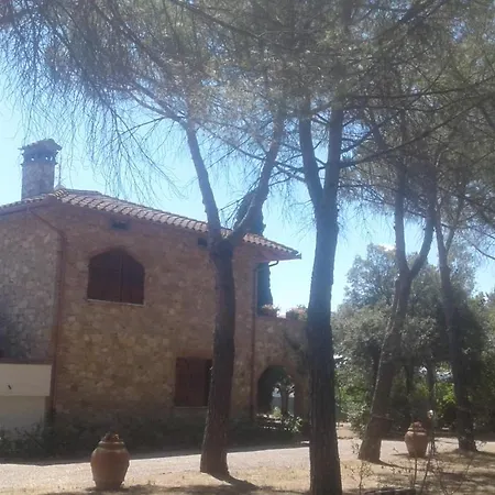 Tre Laghi Vista Paradiso Piscina Acqua Salata Provincia Perugia Conf Toscana 22 Posti *