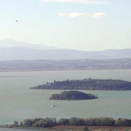 וילה Tre Laghi Vista Paradiso Piscina Acqua Salata Provincia Perugia Conf Toscana 22 Posti קאסטיגליונה דל לאגו